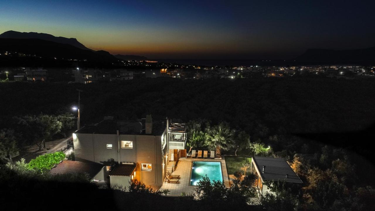Petronila Luxury Villa With Heated Private Pool กิสเซมอส ภายนอก รูปภาพ